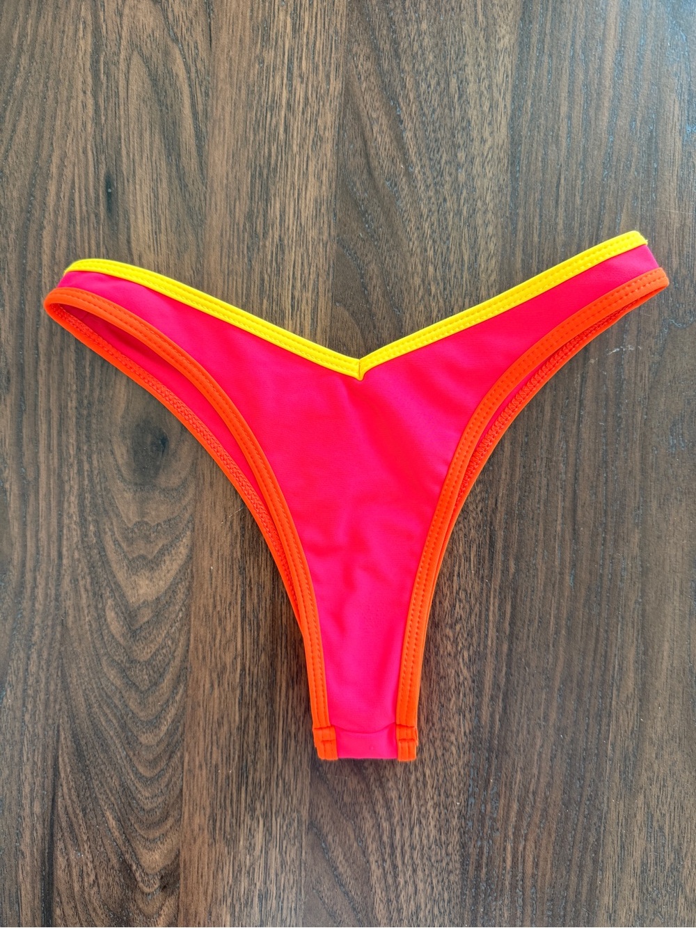 Skatie Teeny bottom in Fresca
